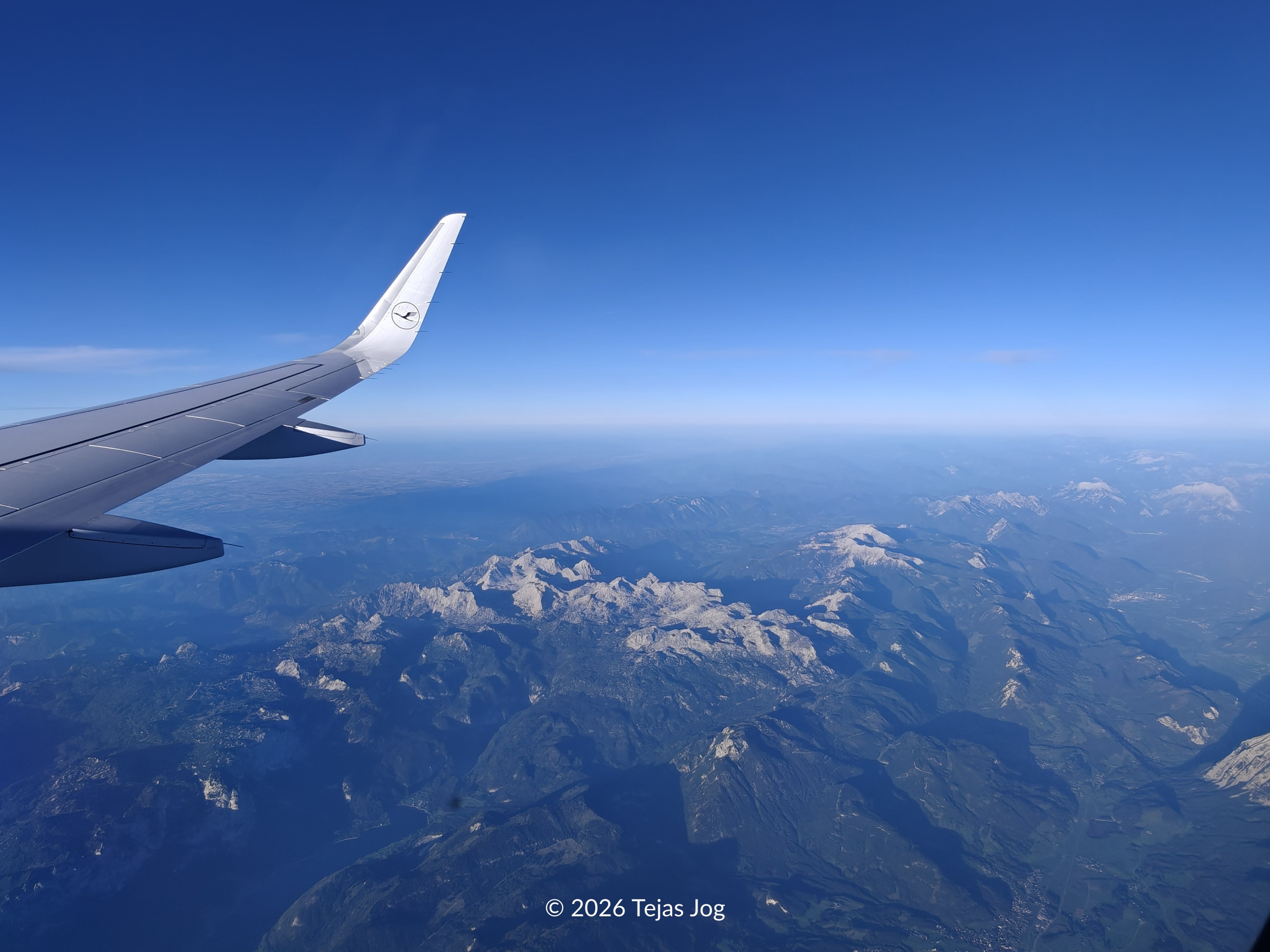 LH1737 flying over Austria