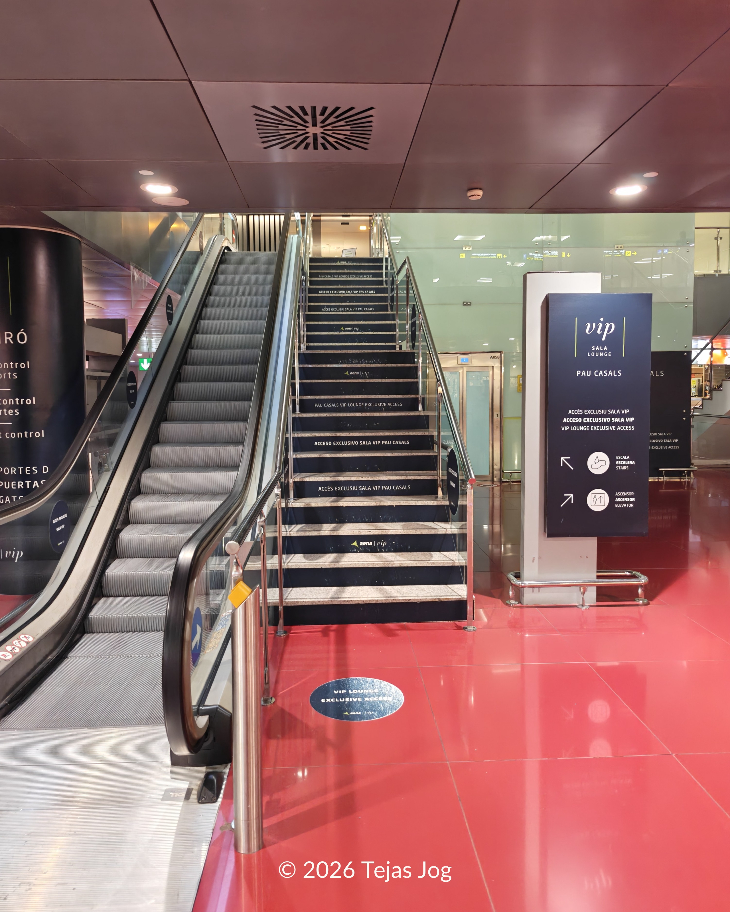 Sala VIP Pau Casals at Josep Tarradellas Barcelona - El Prat Airport Barcelona