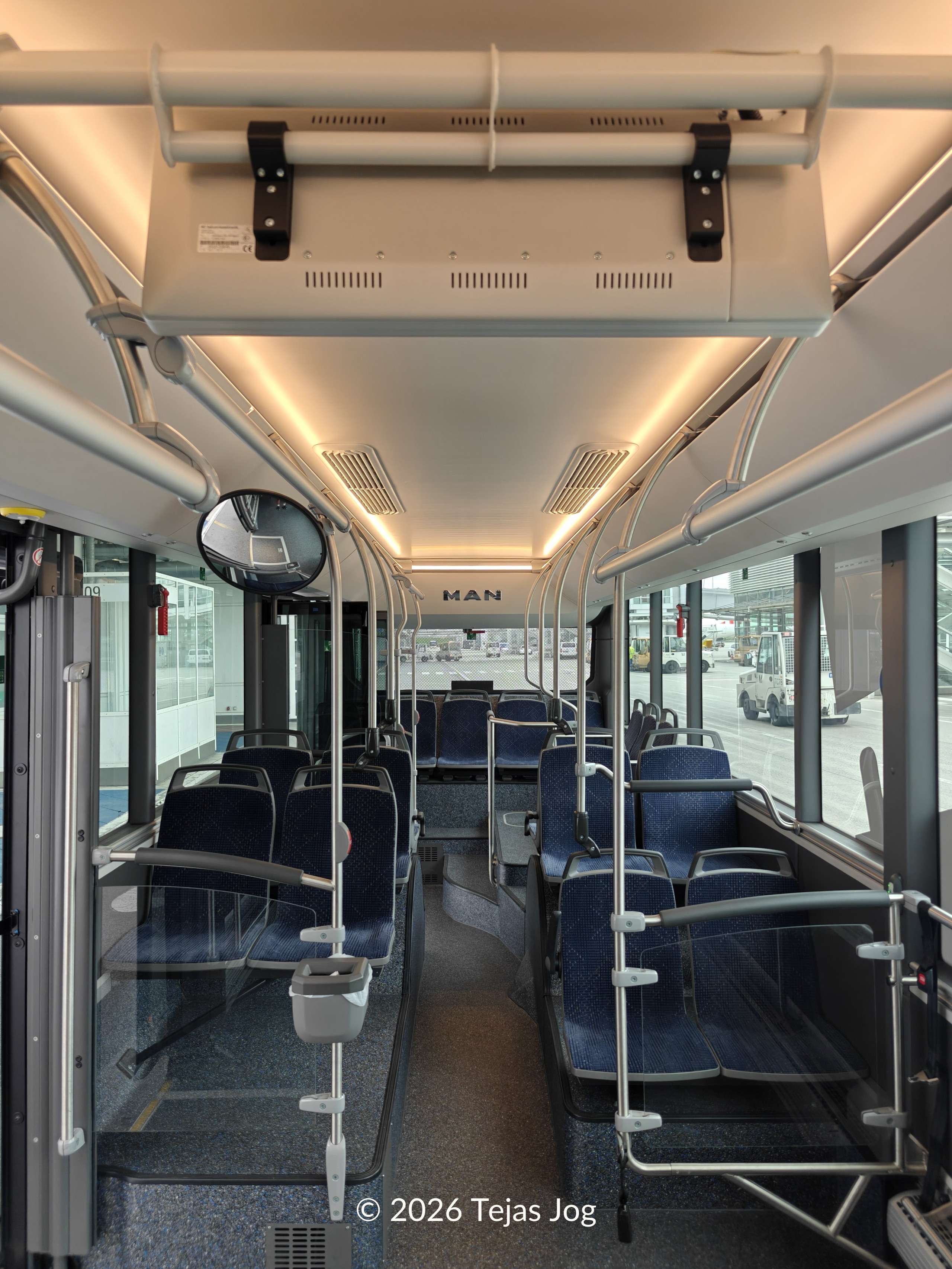 Inter-terminal air-side shuttle to Terminal 1 at Munich Airport