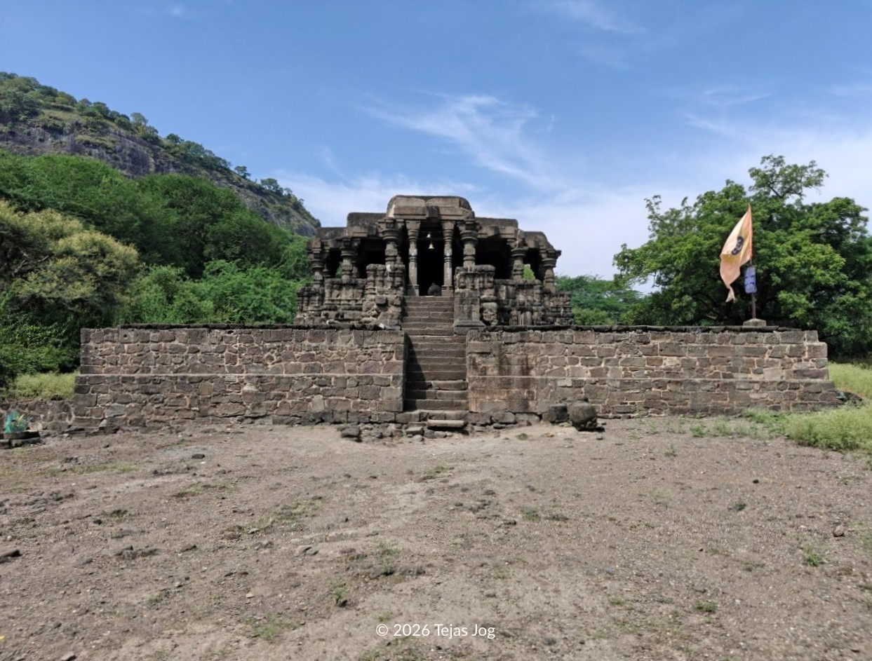 Hemadpanthi Maheshwar Mahadev Temple
